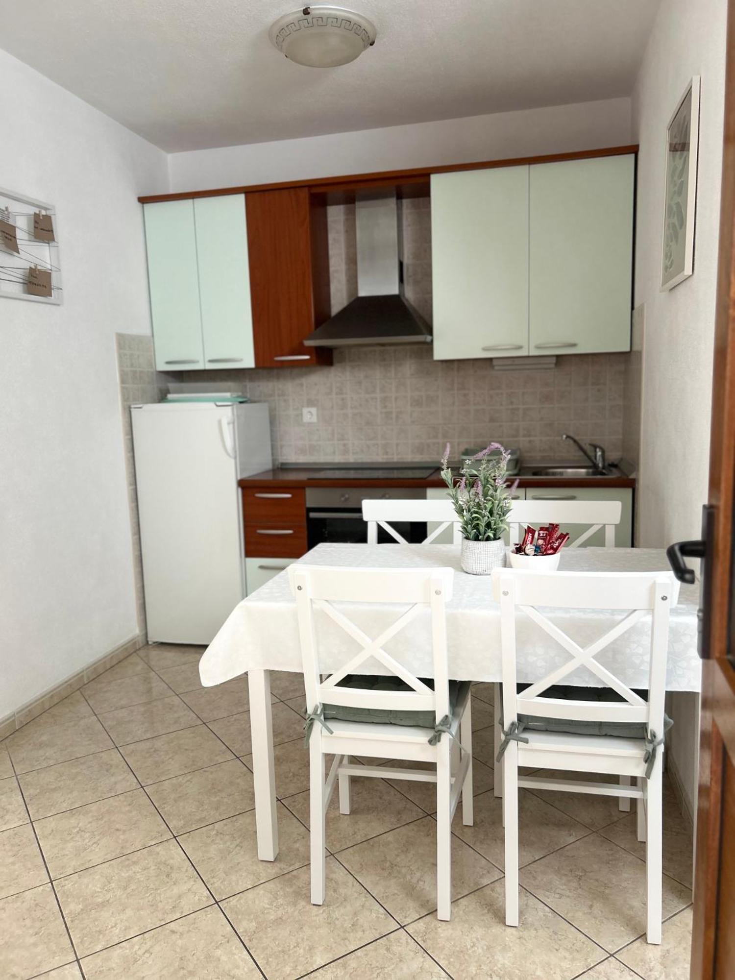 Dejan Apartment Brela Exterior photo